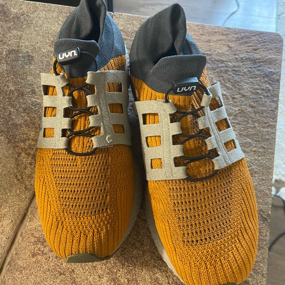 UYN Athletic Shoes - Picture 1 of 4